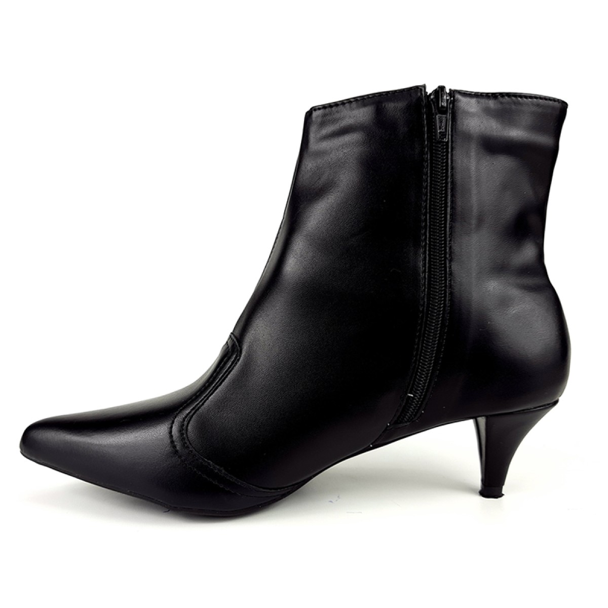 Botas Bota Cs Preto Bico Fino Salto Agulha