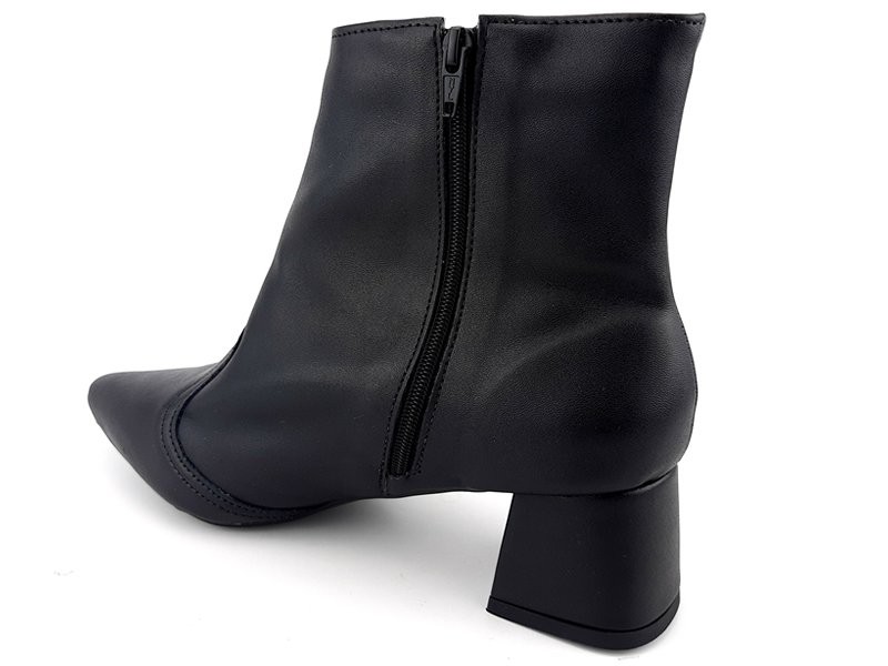 Botas Bota Napa Preta Cano Curto Bico Fino