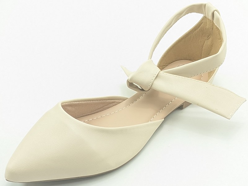Sapatilhas Salomé Feminina Cs Creme Bico Fino