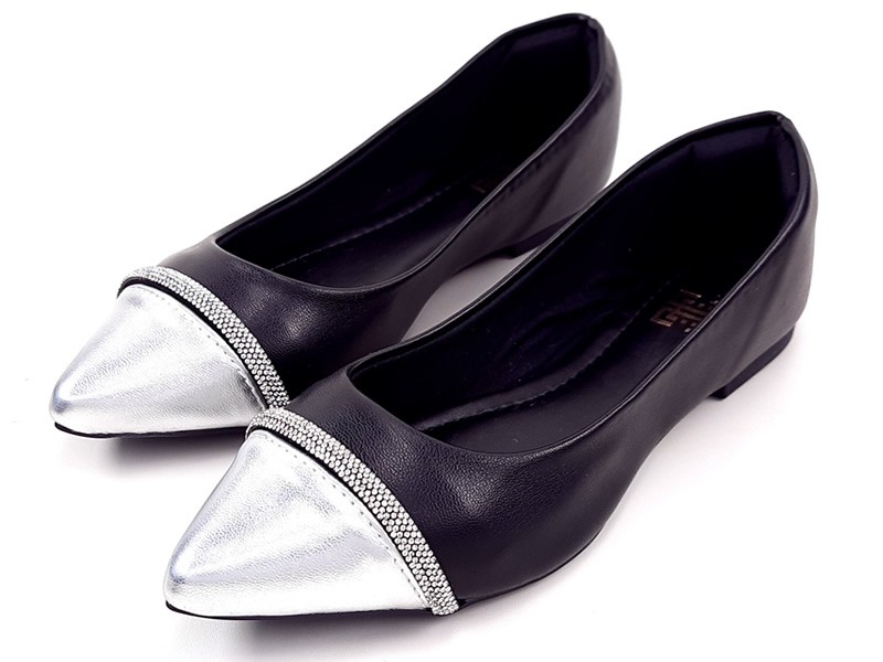 Sapatilhas Sapatilha Feminina CS Prata CS Preto Infinity Strass Bico Fino