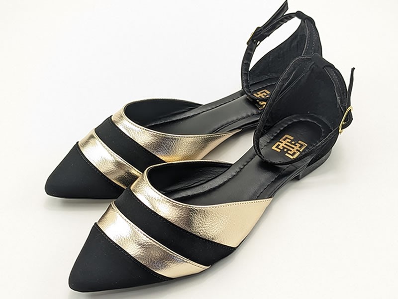 Sapatilhas Salome Nb Preto Detalhe Ouro