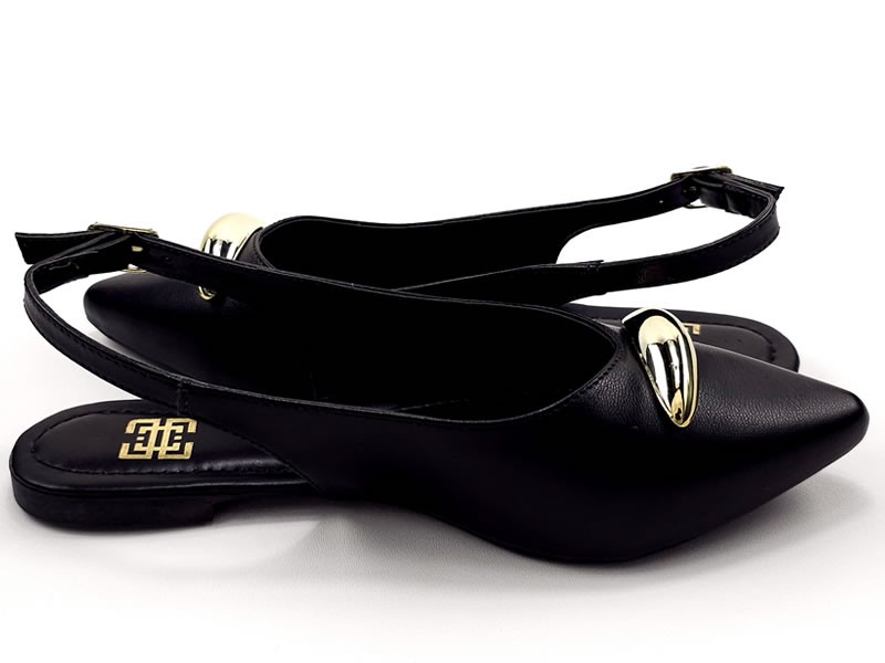 Sapatilhas Slingback feminino Cs Preto Enfeite Amêndoa