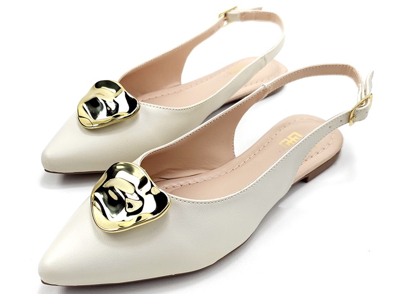 Sapatilhas Slingback Bico fino Cs Off white Abs Folha Ouro