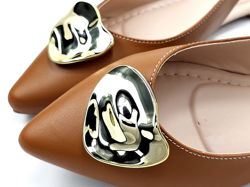 Sapatilhas Slingback Bico fino Cs Caramelo Abs Folha Ouro